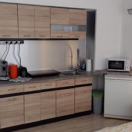 Kleines Gemuetliches Apartment In Zentraler Lage プリーン・アム・キームゼー エクステリア 写真